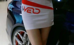 车展现场和小姐姐比美腿,谁才是焦点？