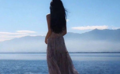 女生背影图片高清,唯美意境，展现独特魅力