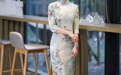 透明开襟开叉旗袍,透明开襟开叉旗袍的优雅演绎