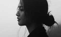 伤感女生图片高清,唯美意境中的情感抒发”