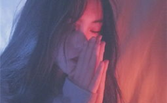 伤感女生图片高清,唯美意境中的情感抒发”